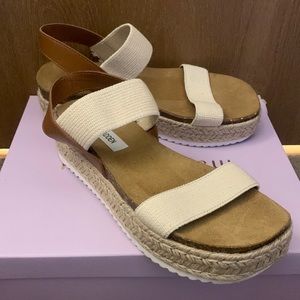 Steve Madden sandals